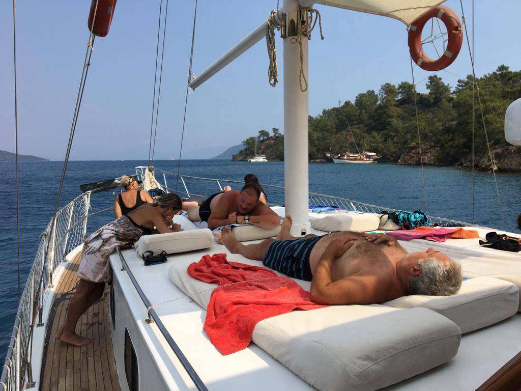 Hire a private boat with crew in Sarigerme